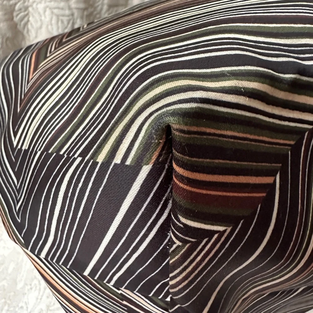 Longchamp Op Art Medium Shoulder Tote - Picture 4 of 15